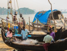 Pin It: Travel the World – Fishermen of Kerala This photo was taken on the northern shore of Fort Cochin...