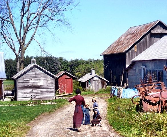 farm women