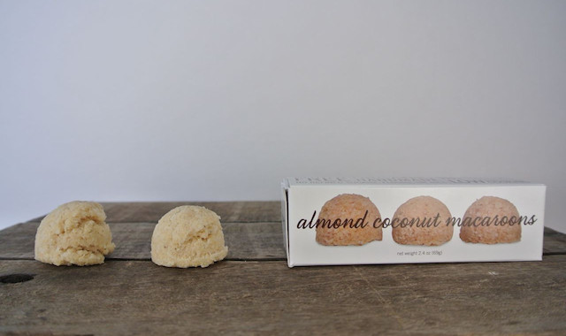 almond coconut Macaroons