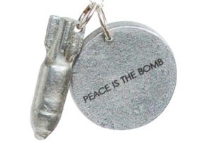 article peace necklace