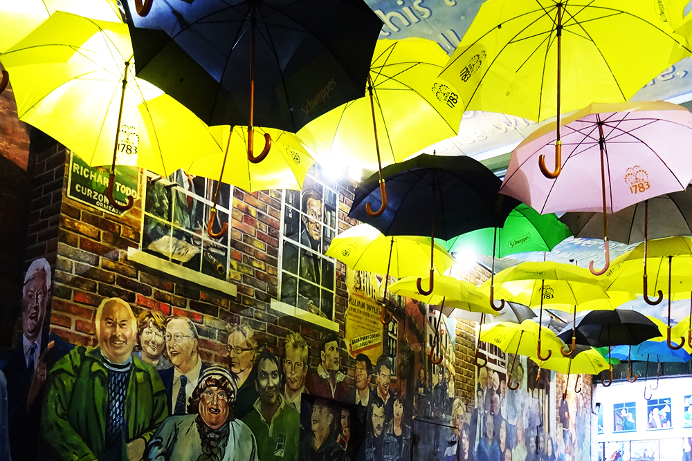 Belfast_Bar_With_Umbrellas